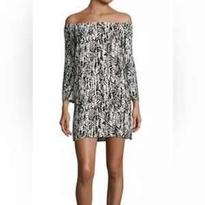 ALL DRESSES 2 for $10. New Design Lab Off The Shoulder B/W Bell Sleeve (M).